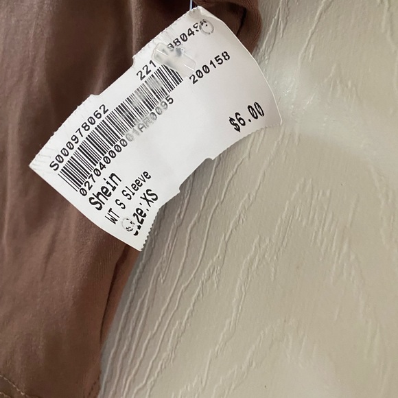 NWT-Cowgirl cropped top - Picture 3 of 4